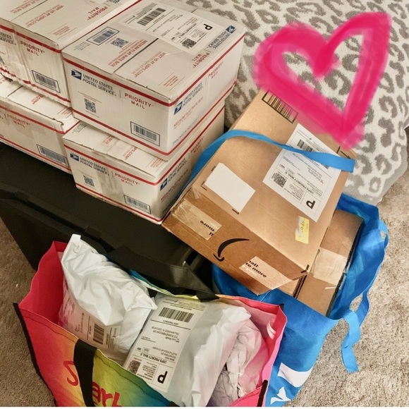 LIVE NOTIFICATION🦋 - Picture 2 of 13